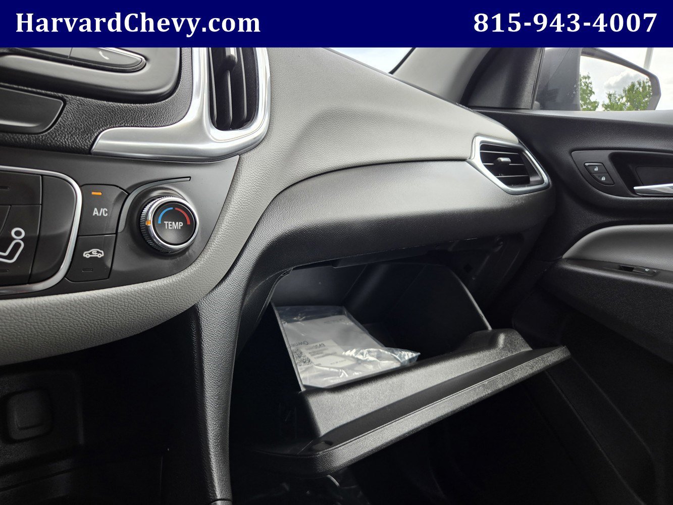 2021 Chevrolet Equinox LS - Photo 13