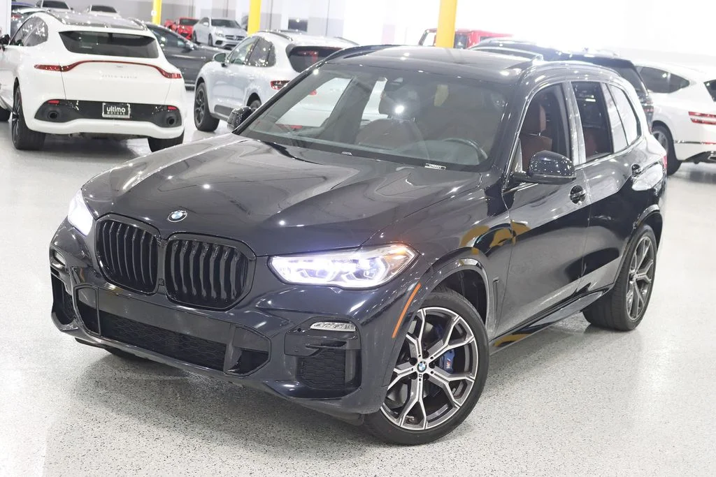 Used 2021 Black BMW M50i image 5
