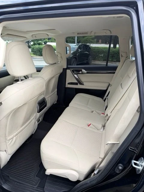 Used 2023 Black Lexus 460 image 4
