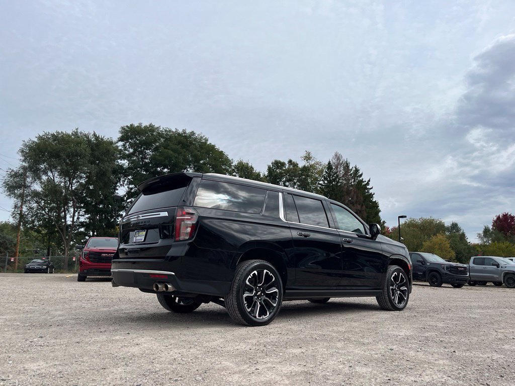 Used 2023 BLACK Chevrolet Premier image 9