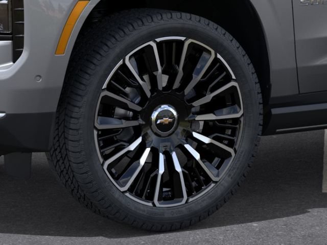 2026 Chevrolet Suburban High Country - Photo 9