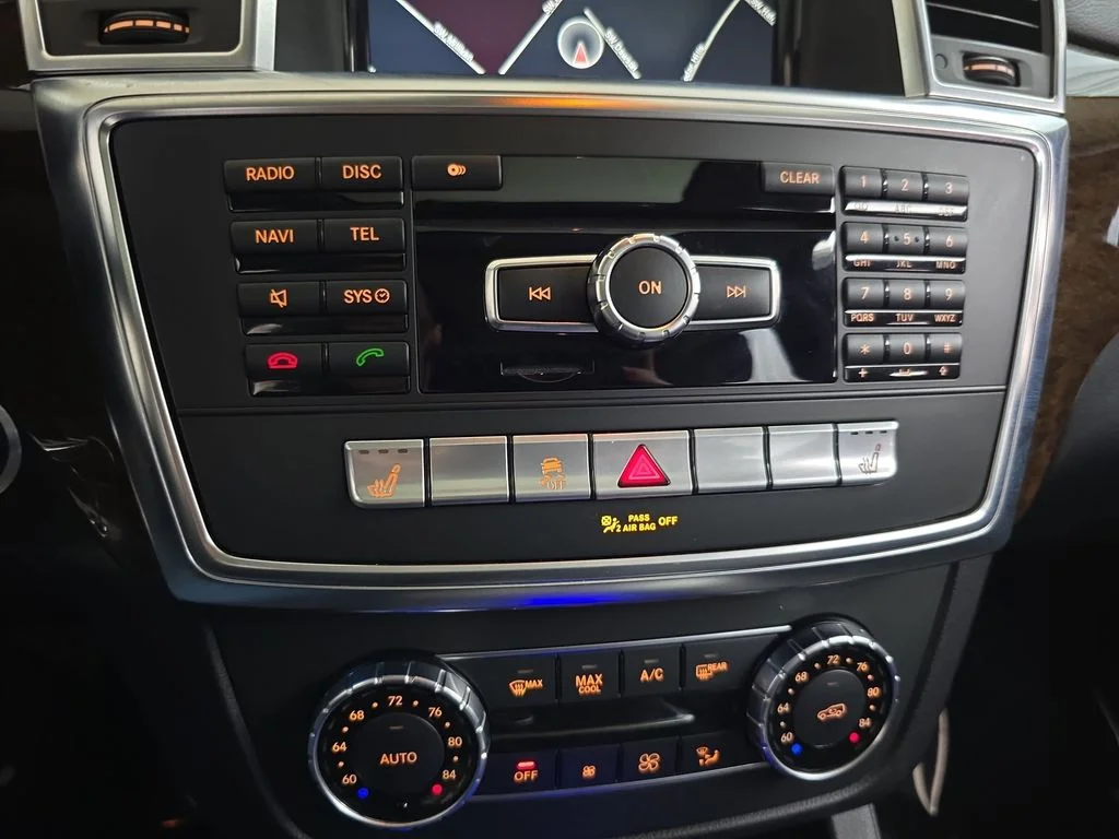 Used 2014 Iridium Silver Metallic Mercedes-Benz GL 450 image 27