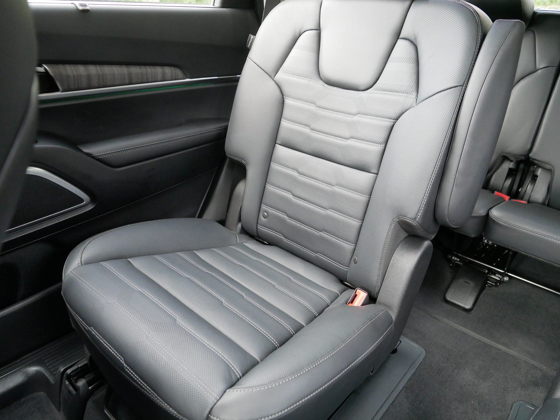 Certified Used 2024 Gravity Gray Kia SX Prestige image 12