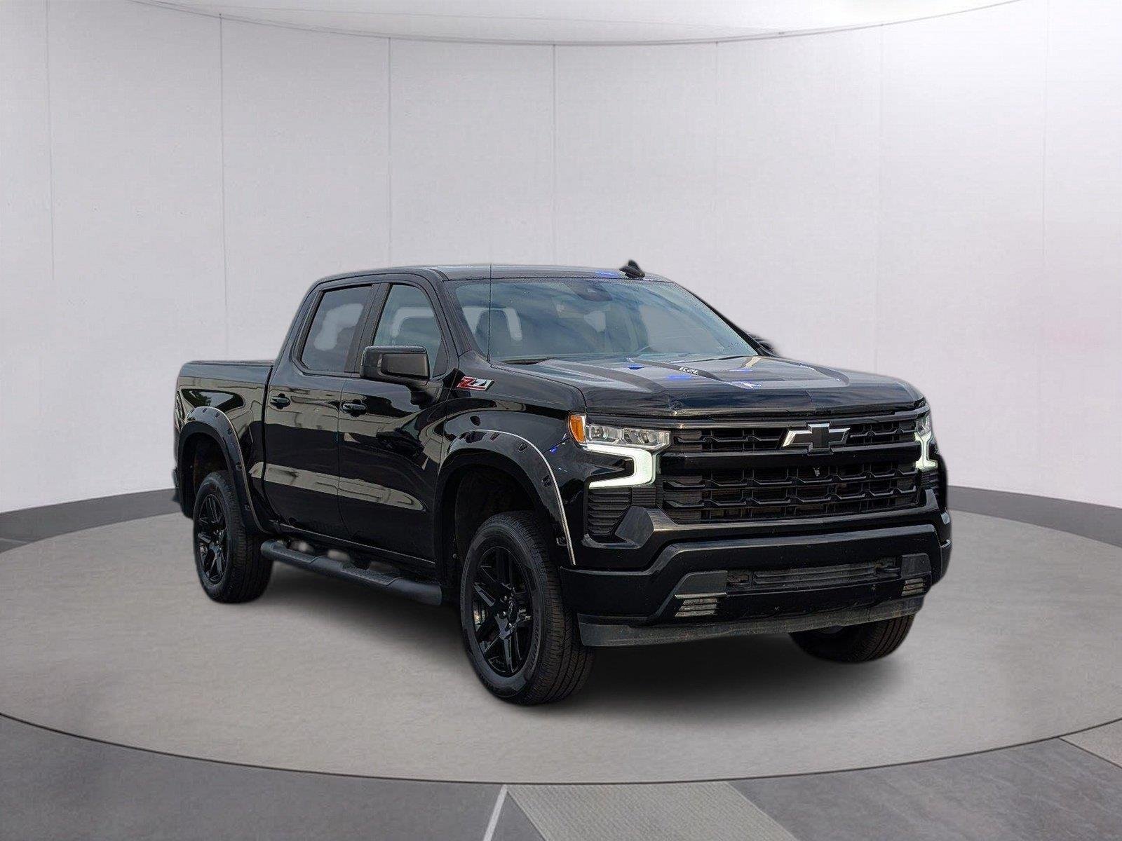 Used 2024 Black Chevrolet RST image 9