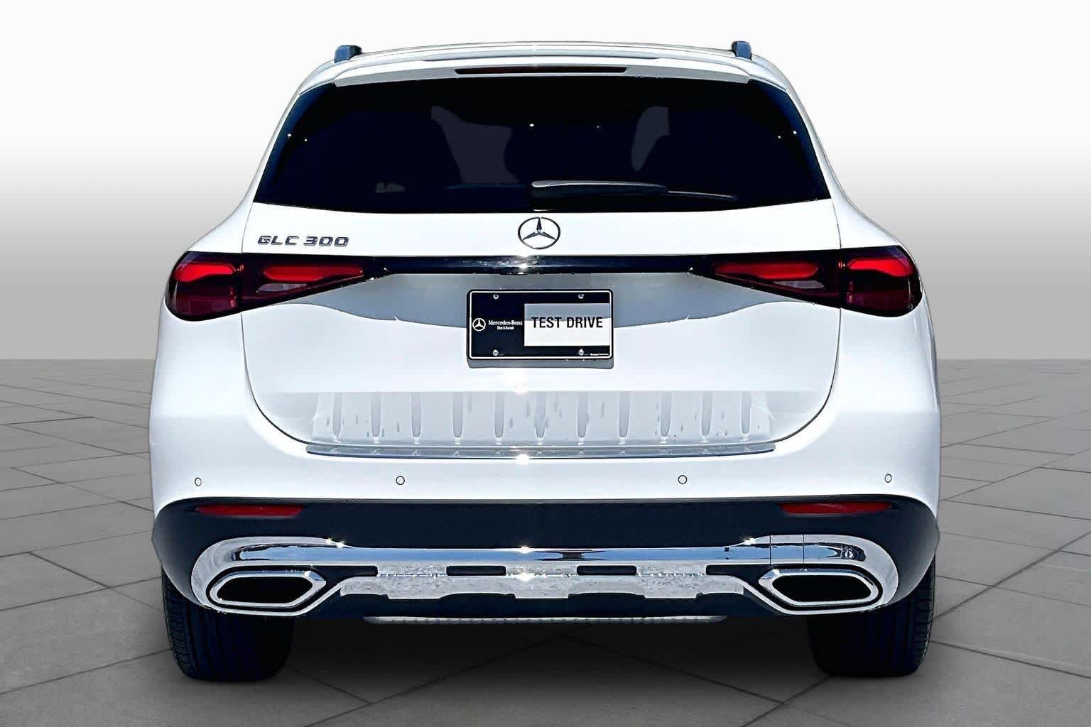 Used 2026 Polar White Mercedes-Benz GLC 300 image 5