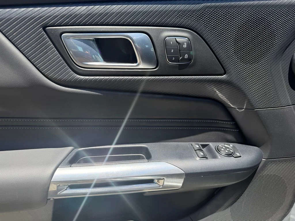 2025 Ford Mustang EcoBoost Premium Fastback - Photo 16