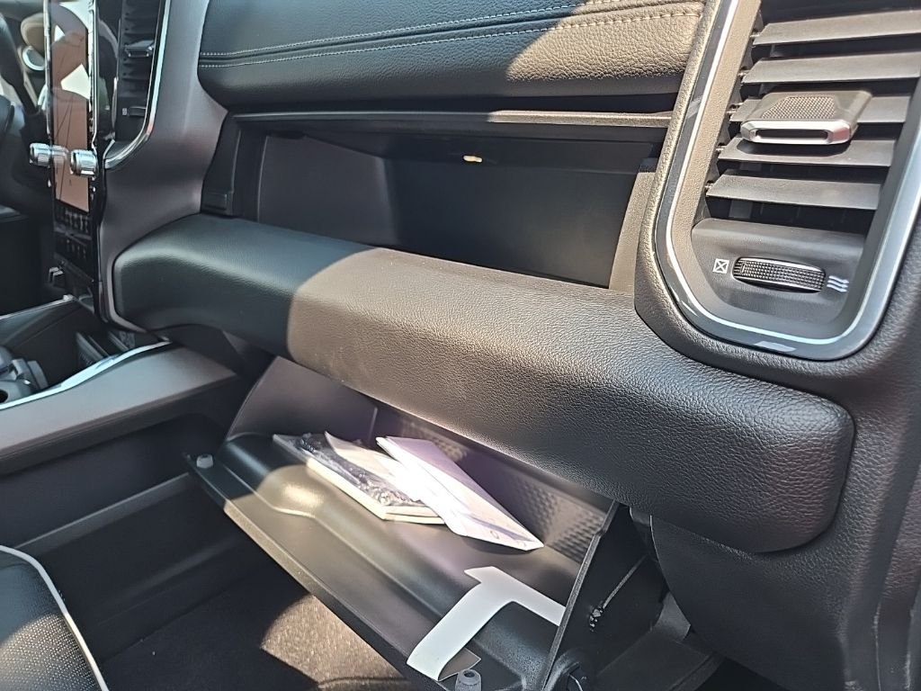 2026 RAM 2500 Laramie - Photo 97