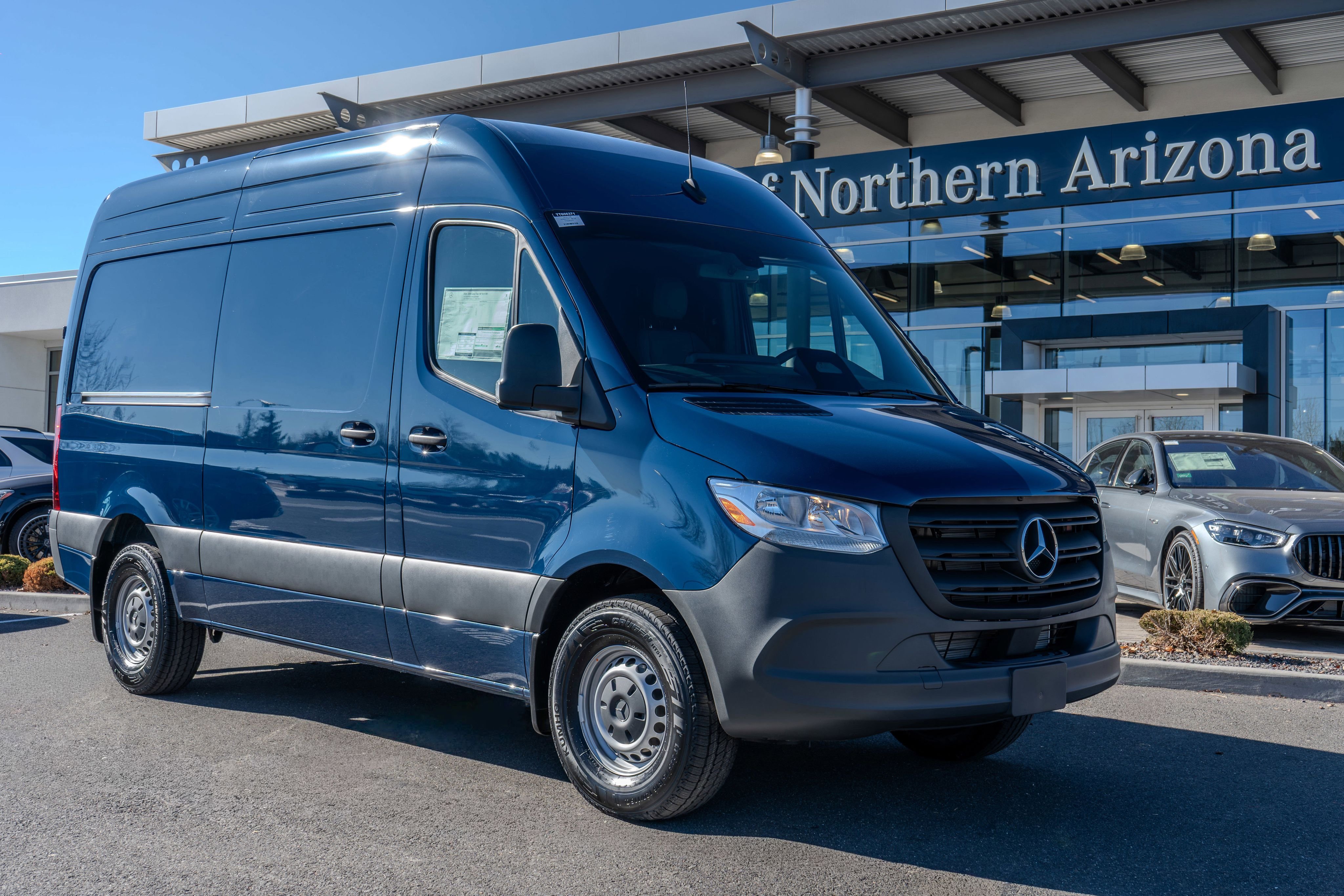 2026 Mercedes-Benz Sprinter 2500 144 WB HO's photo