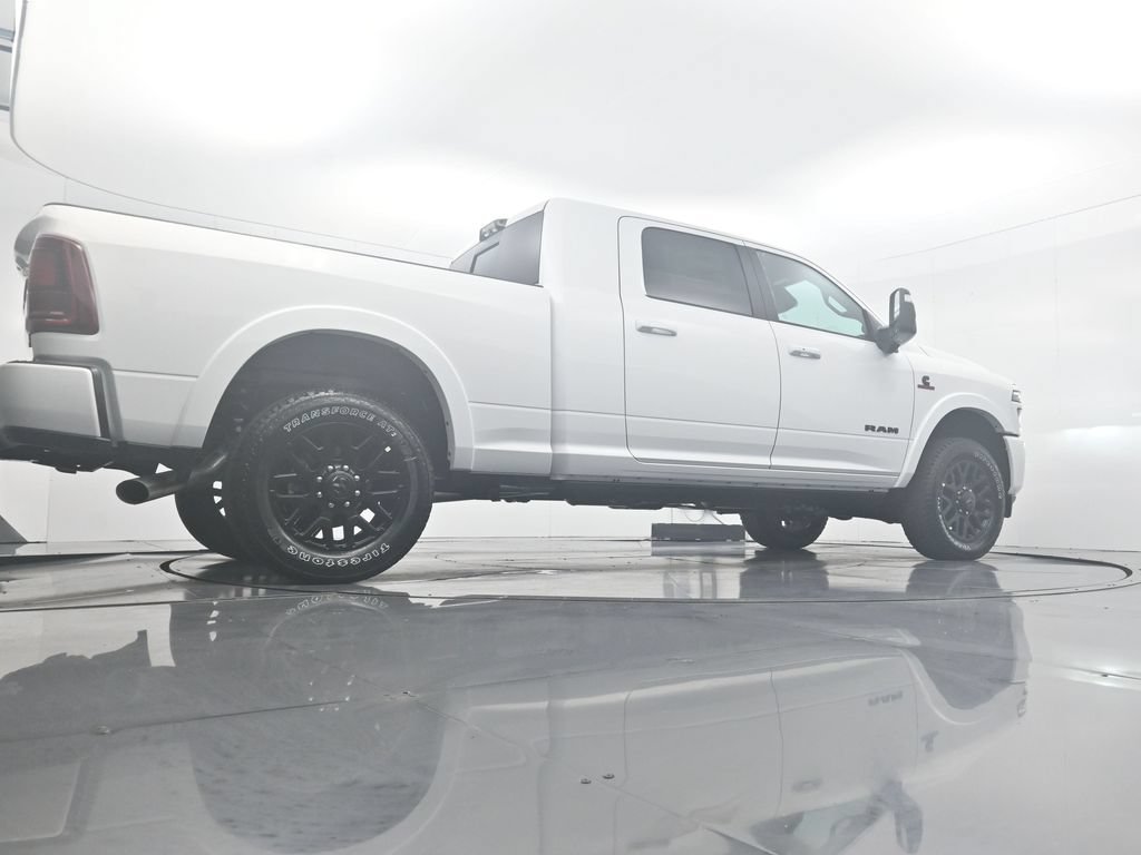 New 2027 Bright White Clear-Coat Exterior Paint RAM Limited image 37