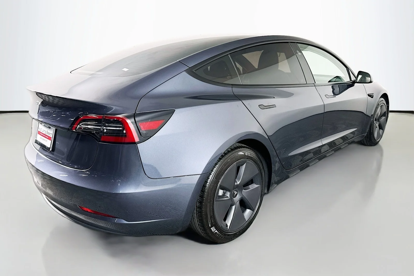 Used 2023 Midnight Silver Metallic Tesla  image 14