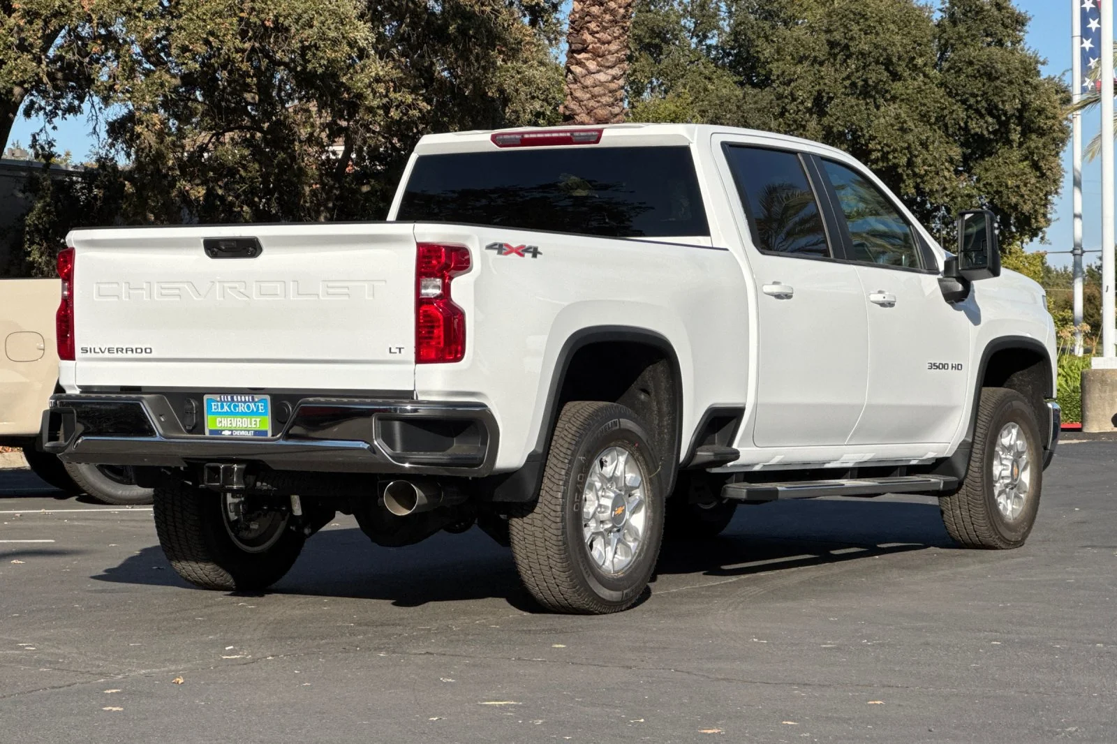 2026 Chevrolet Silverado 3500 HD LT view 3