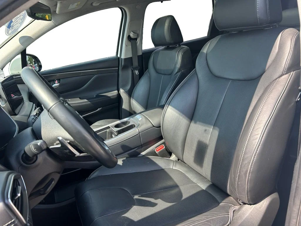 Used 2023 White Hyundai Limited image 26