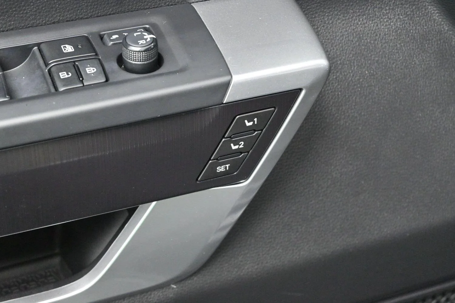 Used 2023 Magnetic Gray Metallic Toyota Platinum image 16