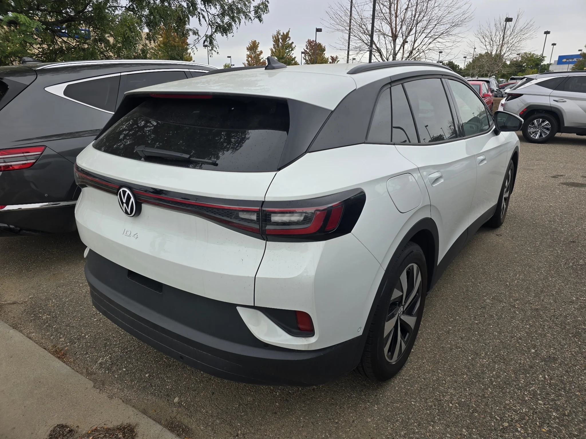 Used 2023 Pure White Volkswagen Standard image 16