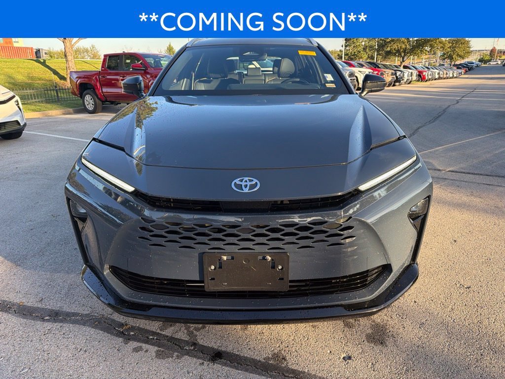 Used 2025 Gray Toyota XLE image 2