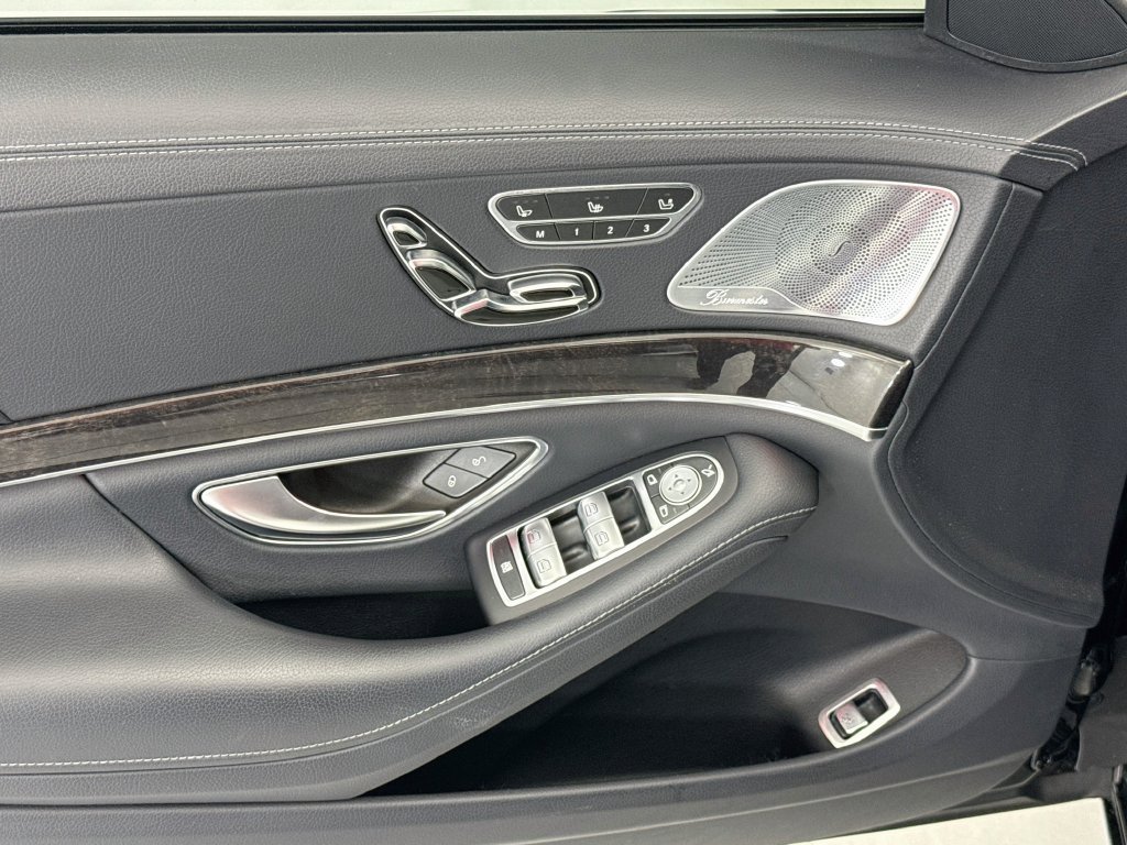 Used 2017 Black Mercedes-Benz S 550 image 22