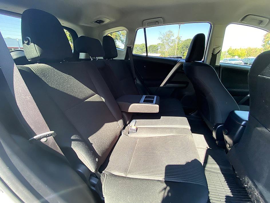 Used 2018 Silver Sky Metallic Toyota LE image 24