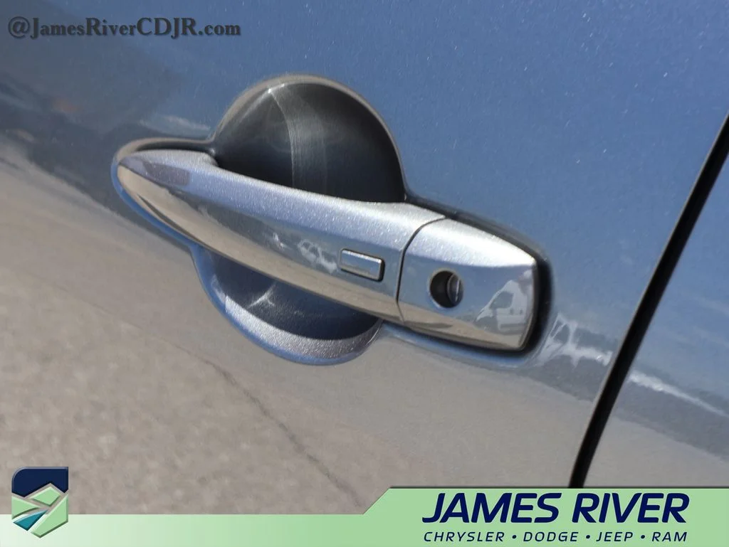 Used 2024 Gray Nissan SV image 19