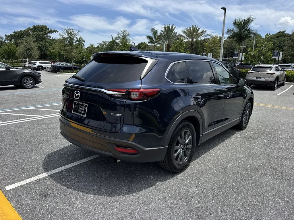 Used 2021 Deep Crystal Blue Mica Mazda Touring image 3