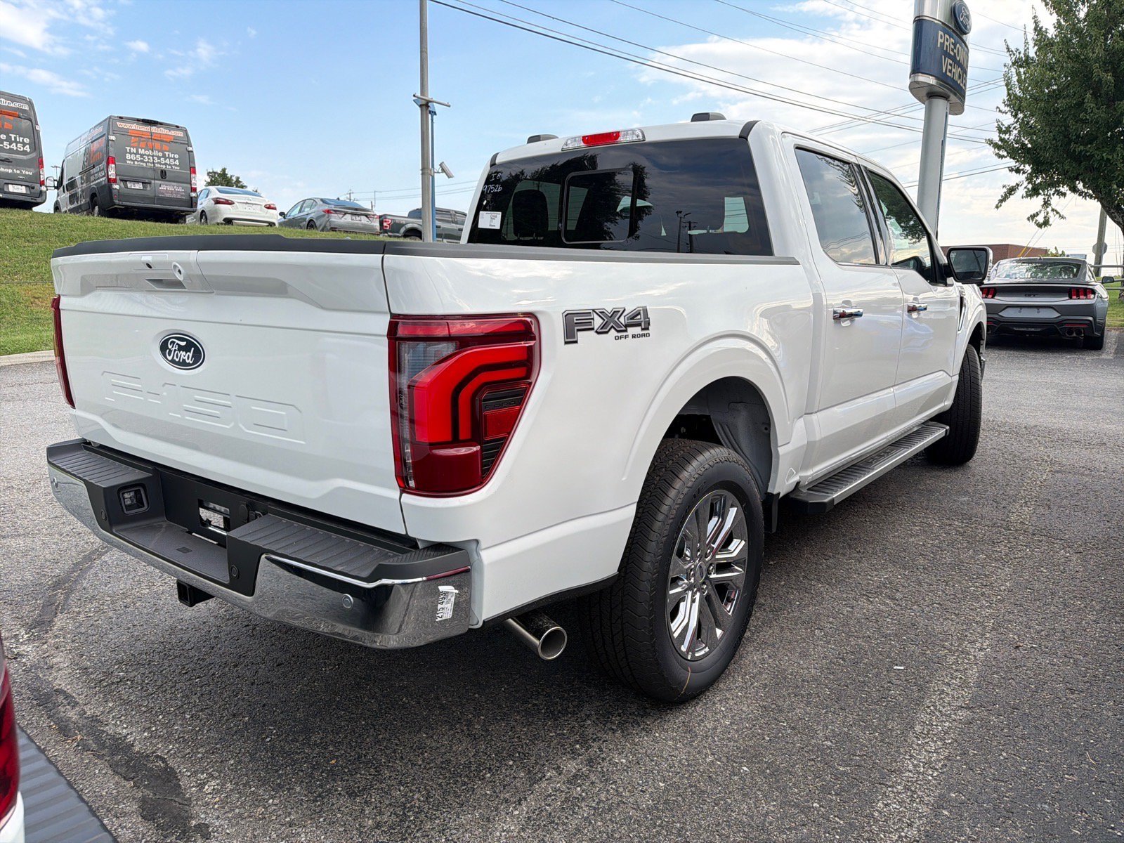 New 2026 Star White Metallic Tri-Coat Ford Lariat® image 4