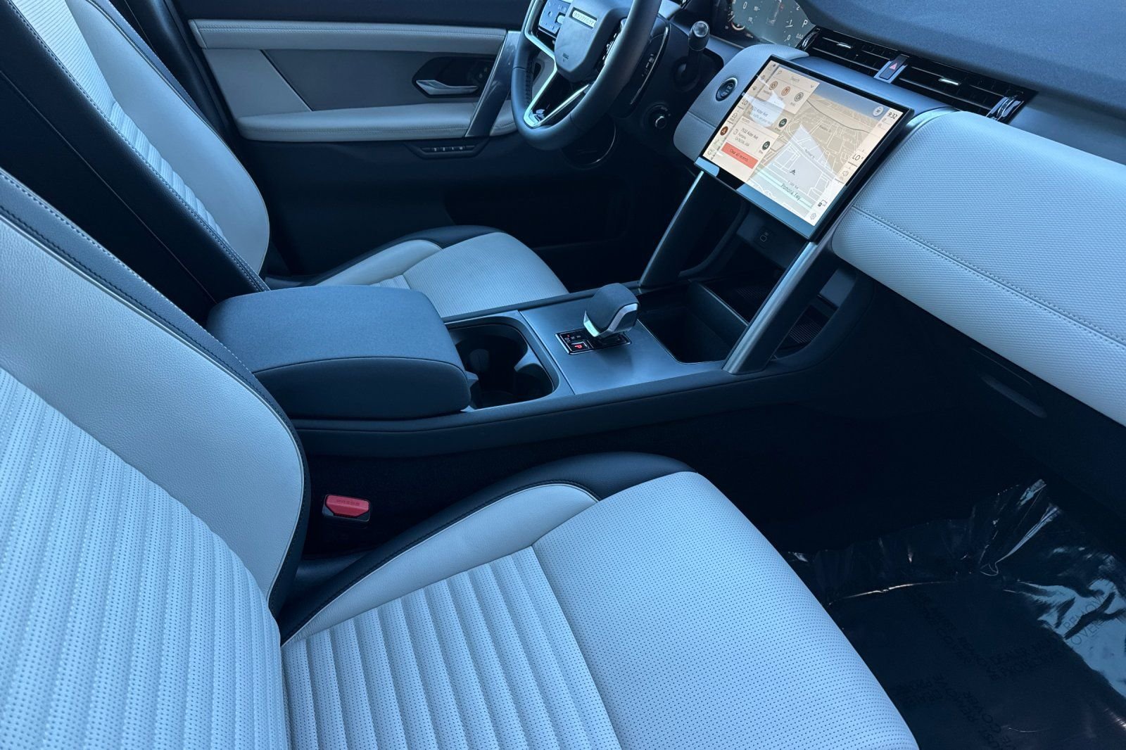 2025 Land Rover Discovery Sport Dynamic SE - Photo 17