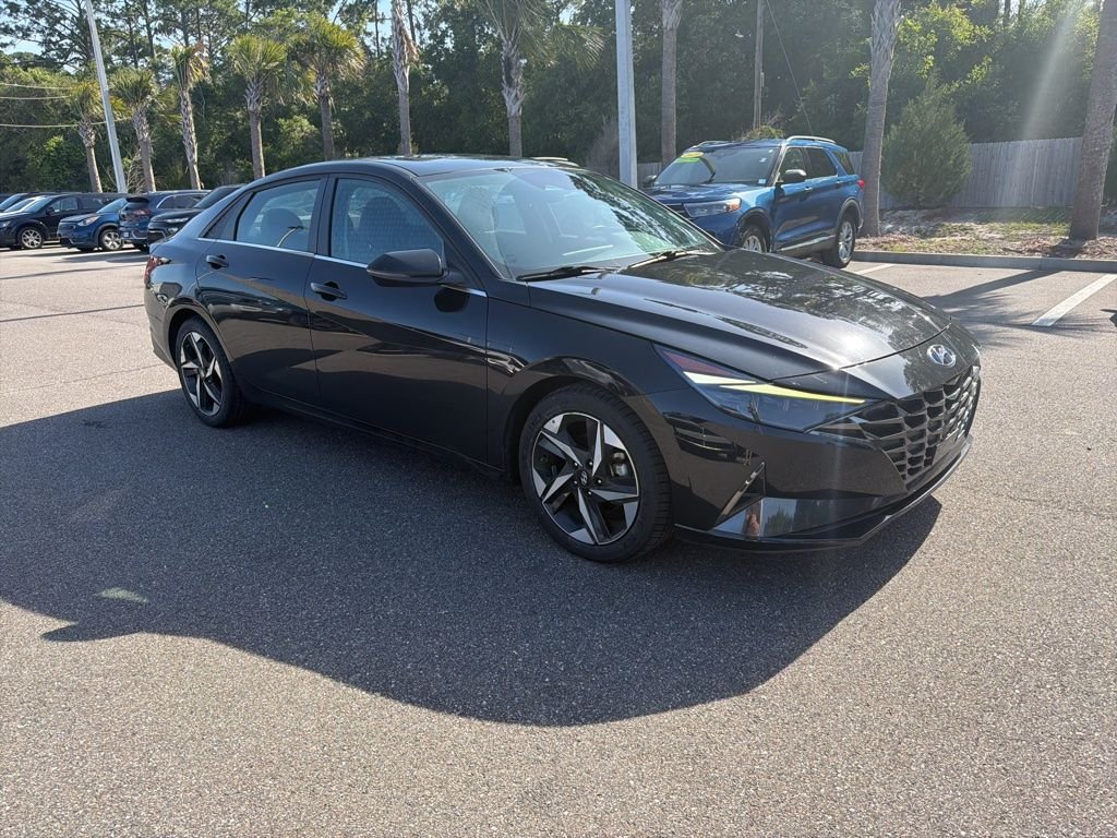 2021 Hyundai Elantra 2.0 Limited IVT's photo