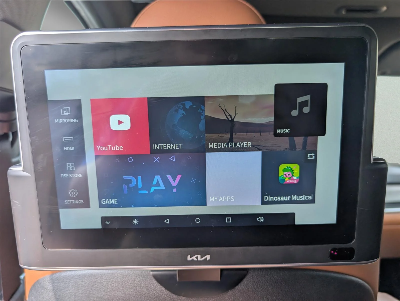 Used 2023 Wolf Gray Kia SX X-Line image 33