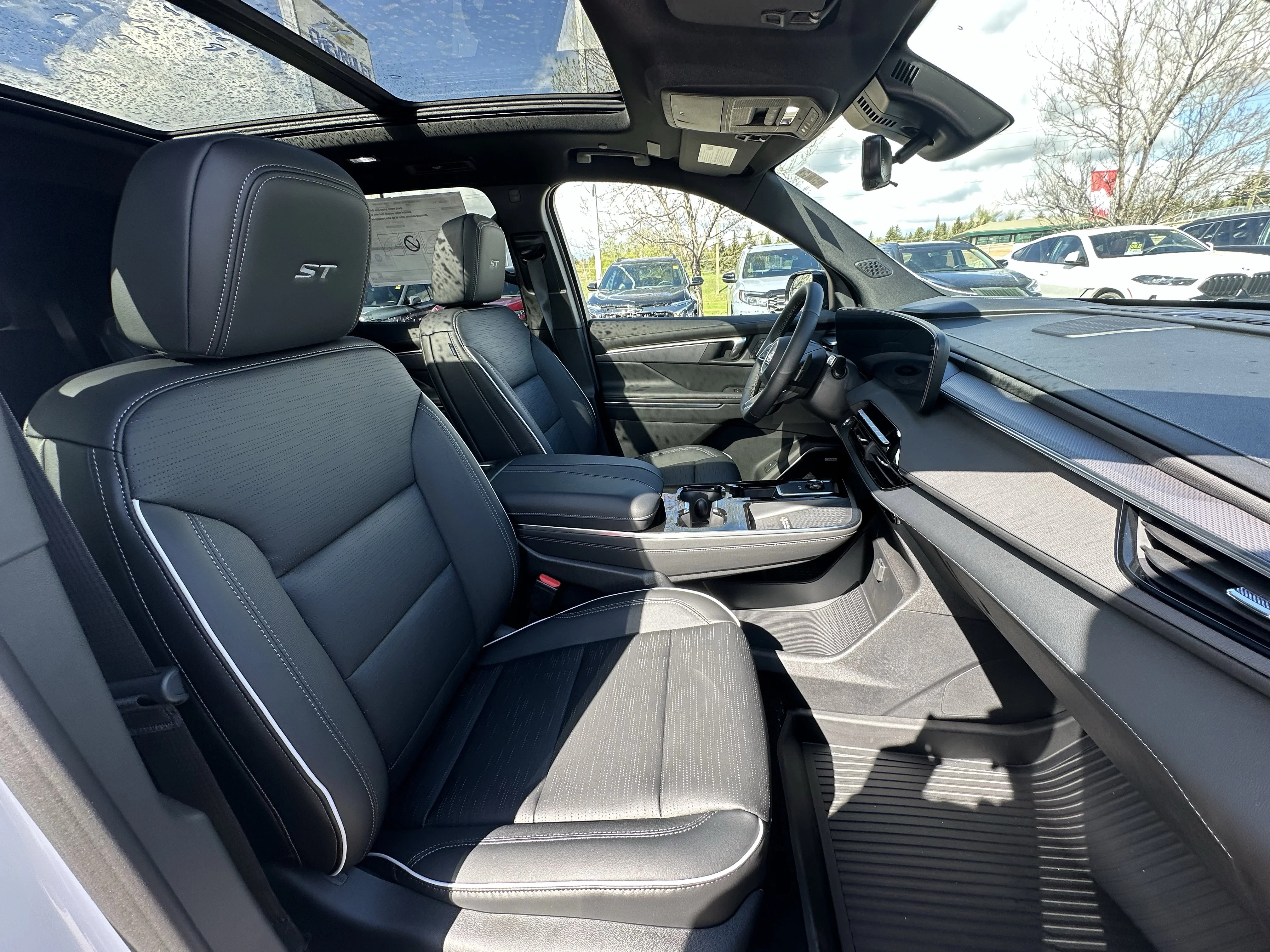 New 2026 Summit White Buick Sport Touring image 19