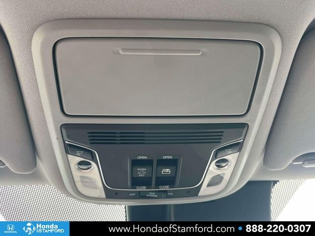 Certified Used 2023 Crystal Black Pearl Honda RTL-E image 31