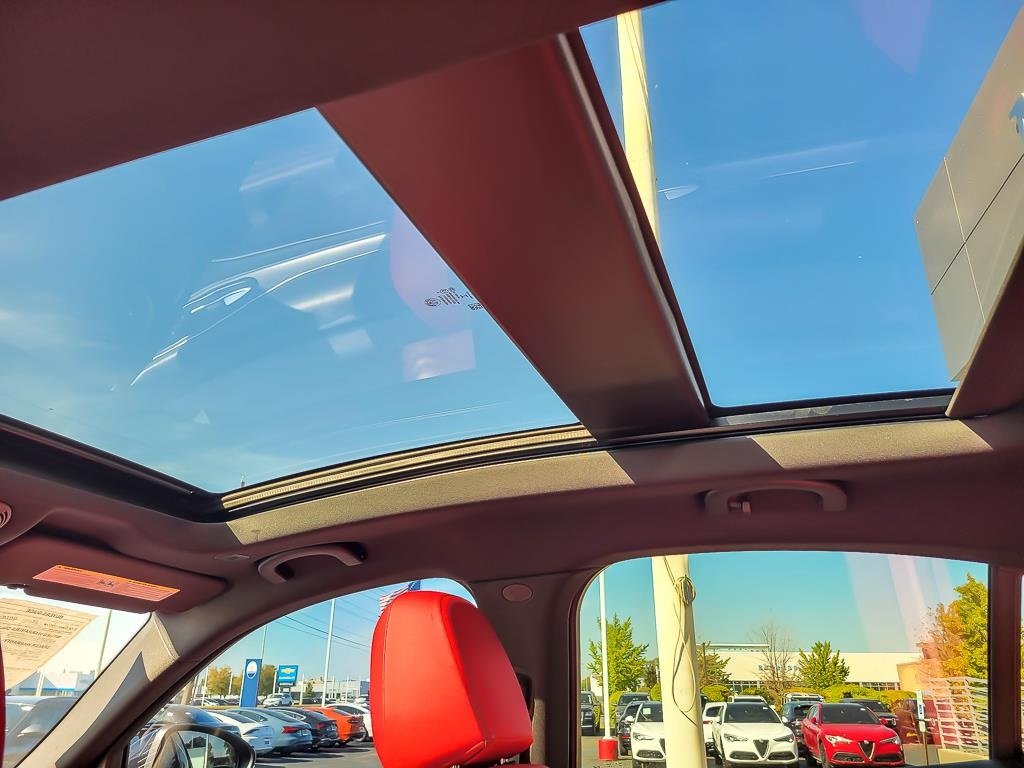 2022 ALFA ROMEO STELVIO - Image 11