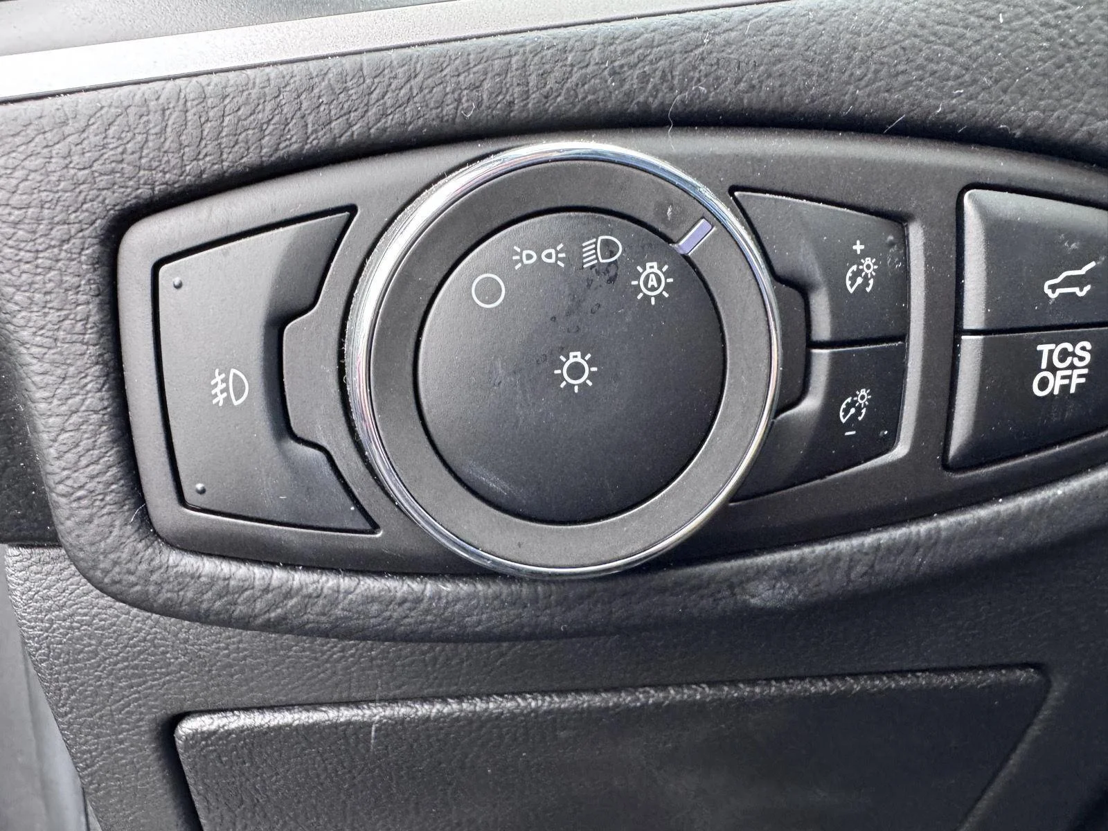 Used 2024 Carbonized Gray Ford SEL image 14
