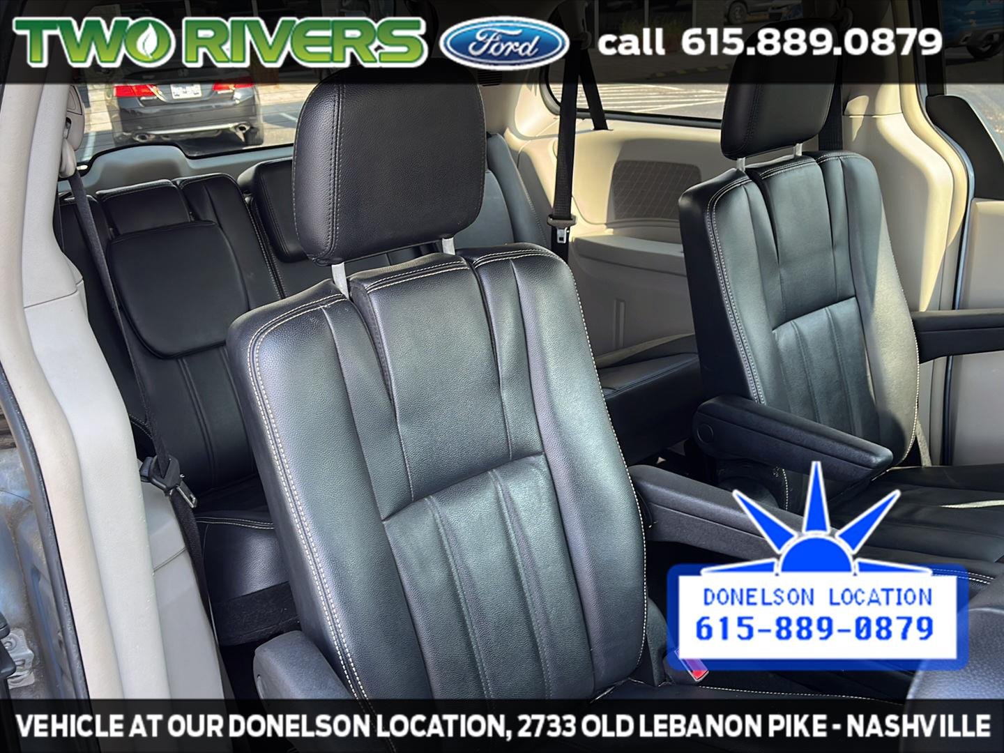 Used 2013 Crystal Blue Pearlcoat Chrysler Touring image 43