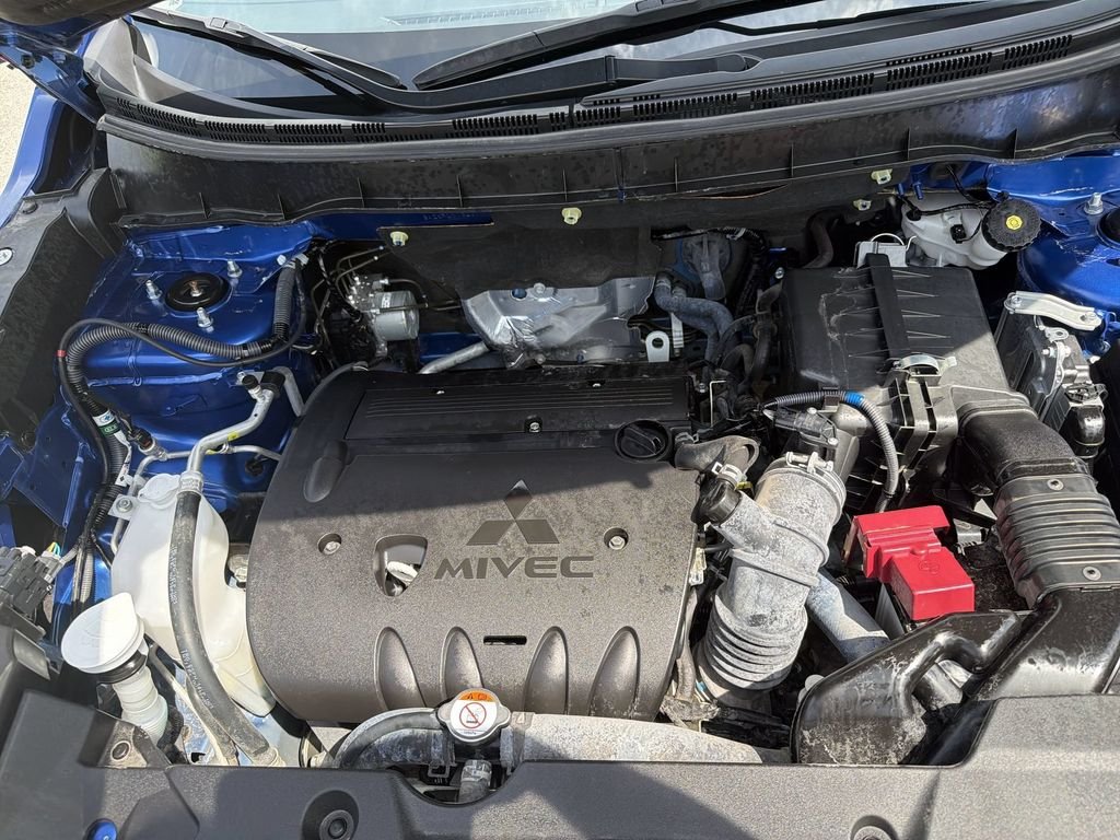Used 2024  Mitsubishi 2.0 SE image 18