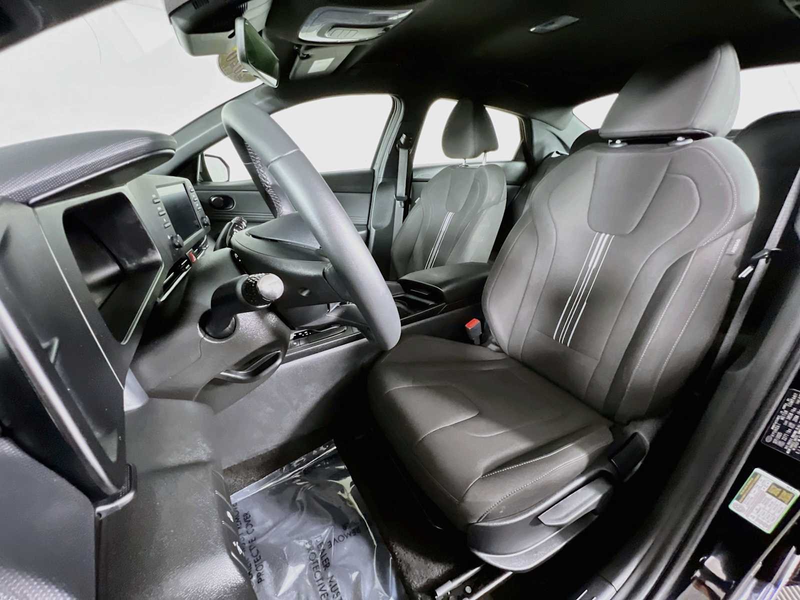 Used 2026 Abyss Black Hyundai SEL Sport image 20
