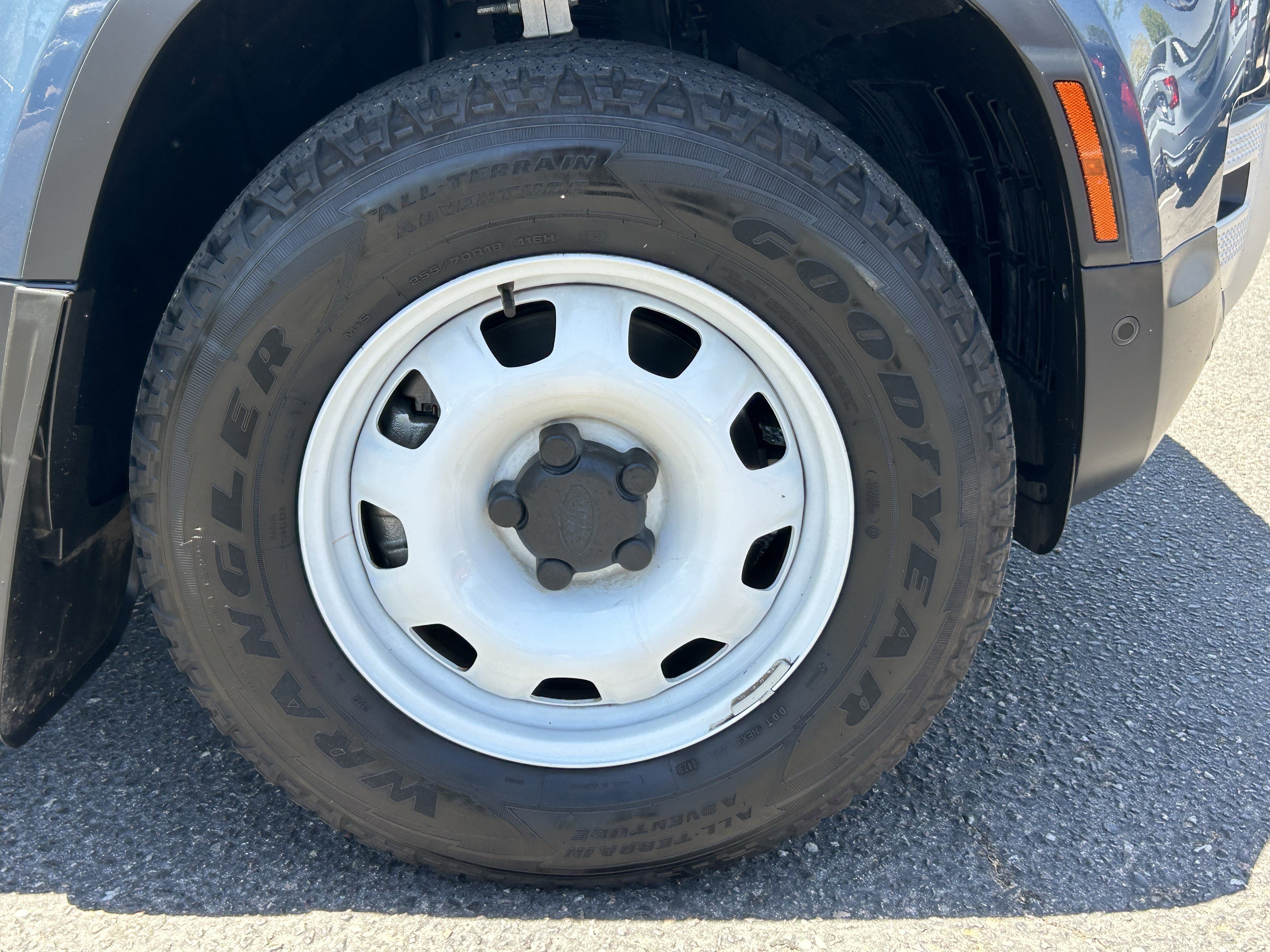 Used 2023 Blue Land Rover S image 7