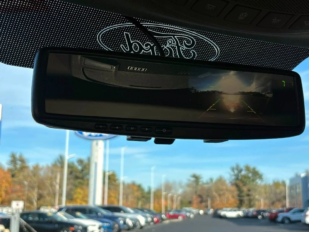 Used 2017  Ford XLT image 22
