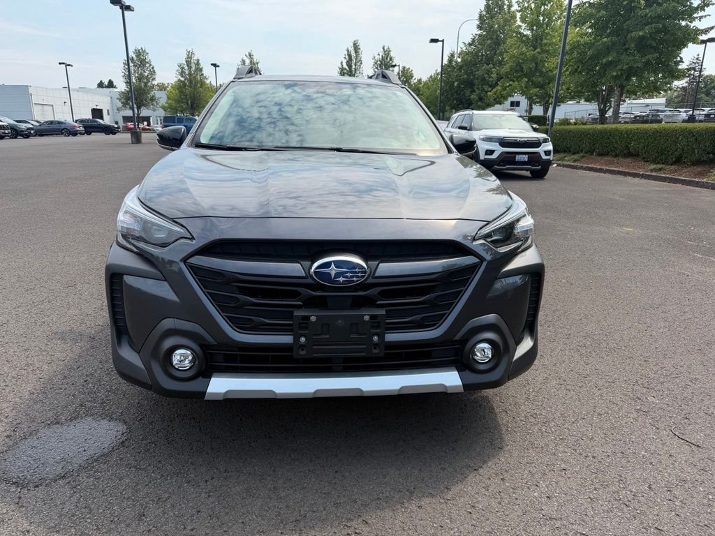 Used 2023 Magnetite Gray Metallic Subaru Limited image 2