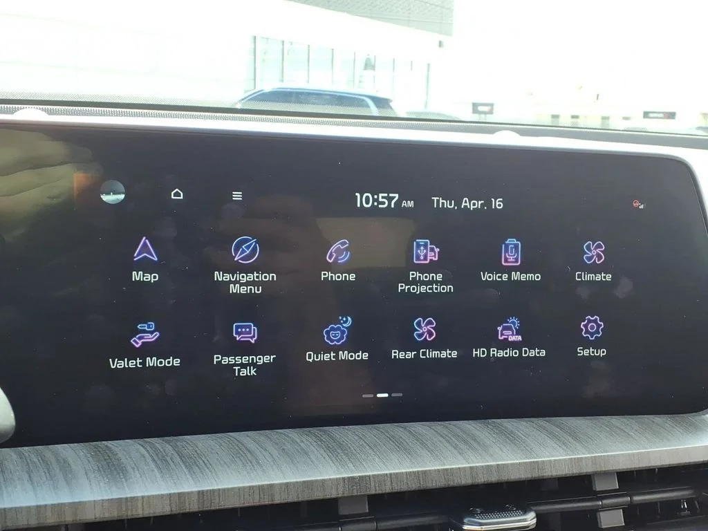2025 Kia Telluride SX - Photo 17
