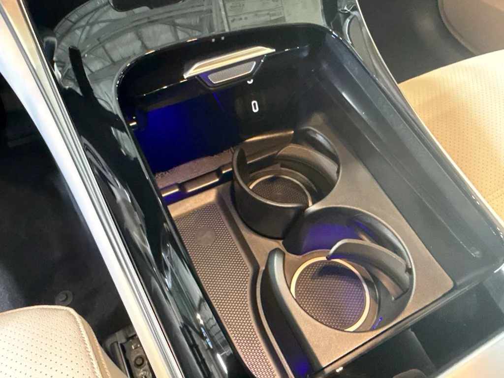 New 2027 Polar White Mercedes-Benz GLC 300 image 70