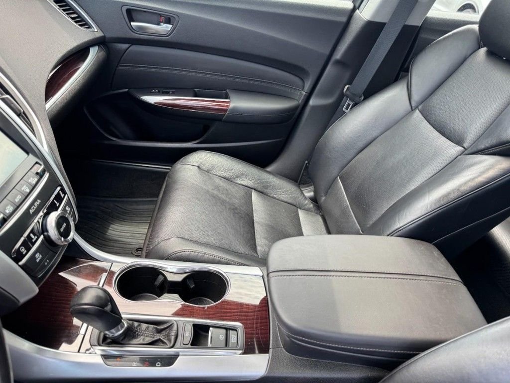 Used 2016 Graphite Luster Metallic Acura Tech image 14