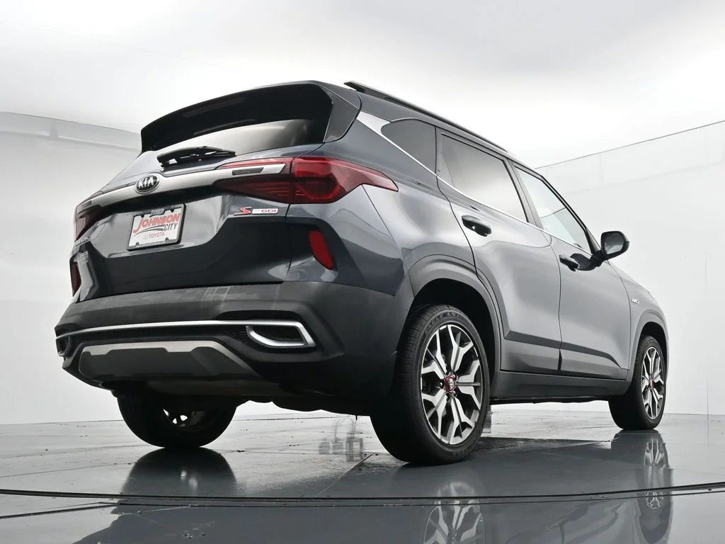 Used 2021 Gray Kia S image 40