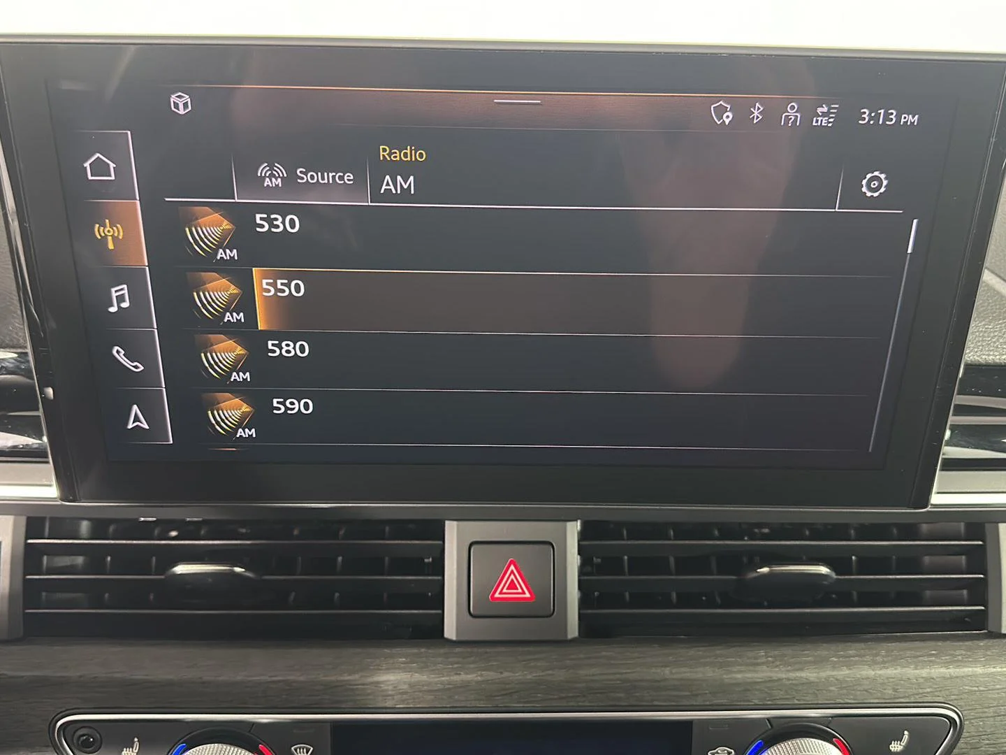 Used 2021 Manhattan Gray Metallic Audi Premium image 29