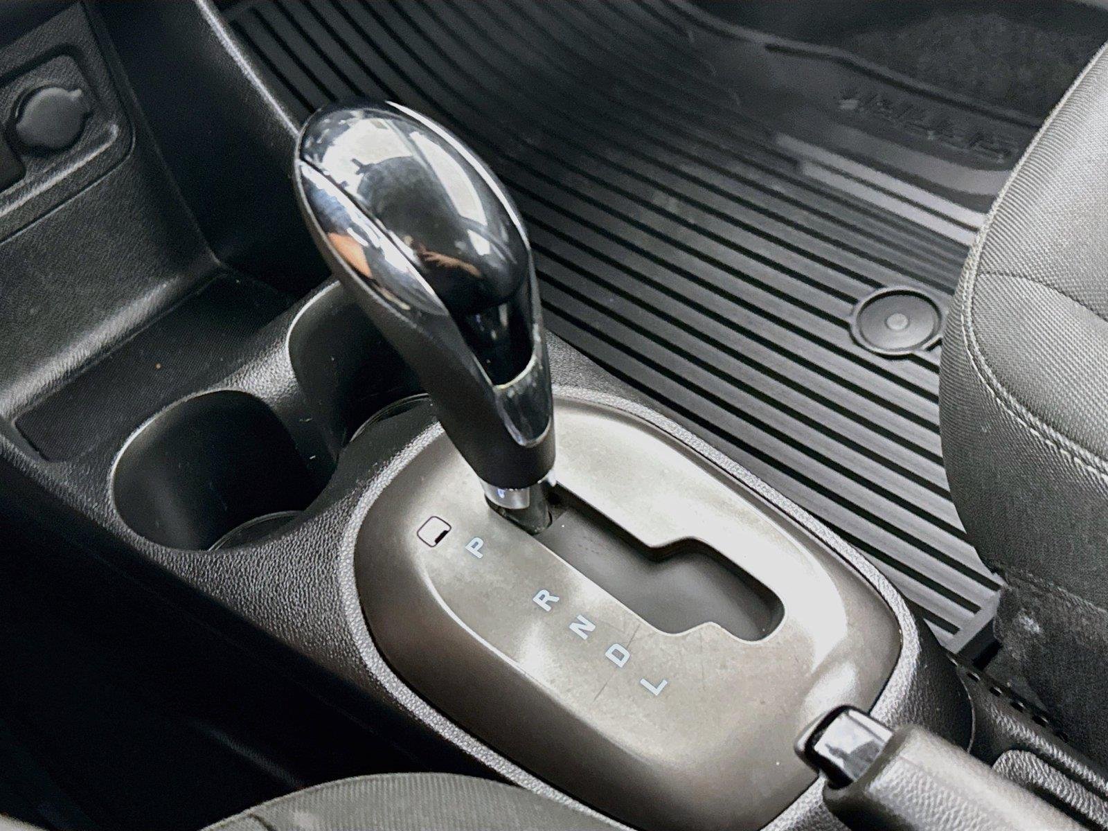 Used 2021 Silver Ice Chevrolet 1LT image 22