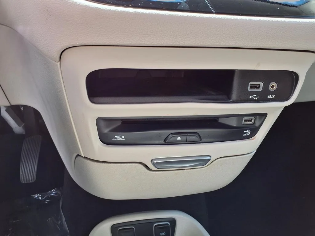 Certified Used 2020 Black Chrysler Touring L Plus image 10