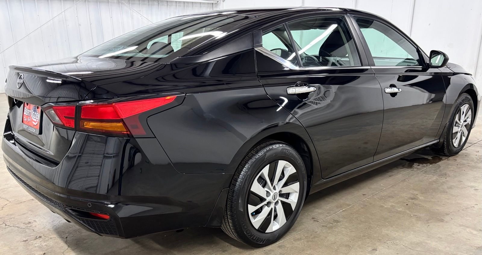 Used 2024 Black Nissan 2.5 S image 6