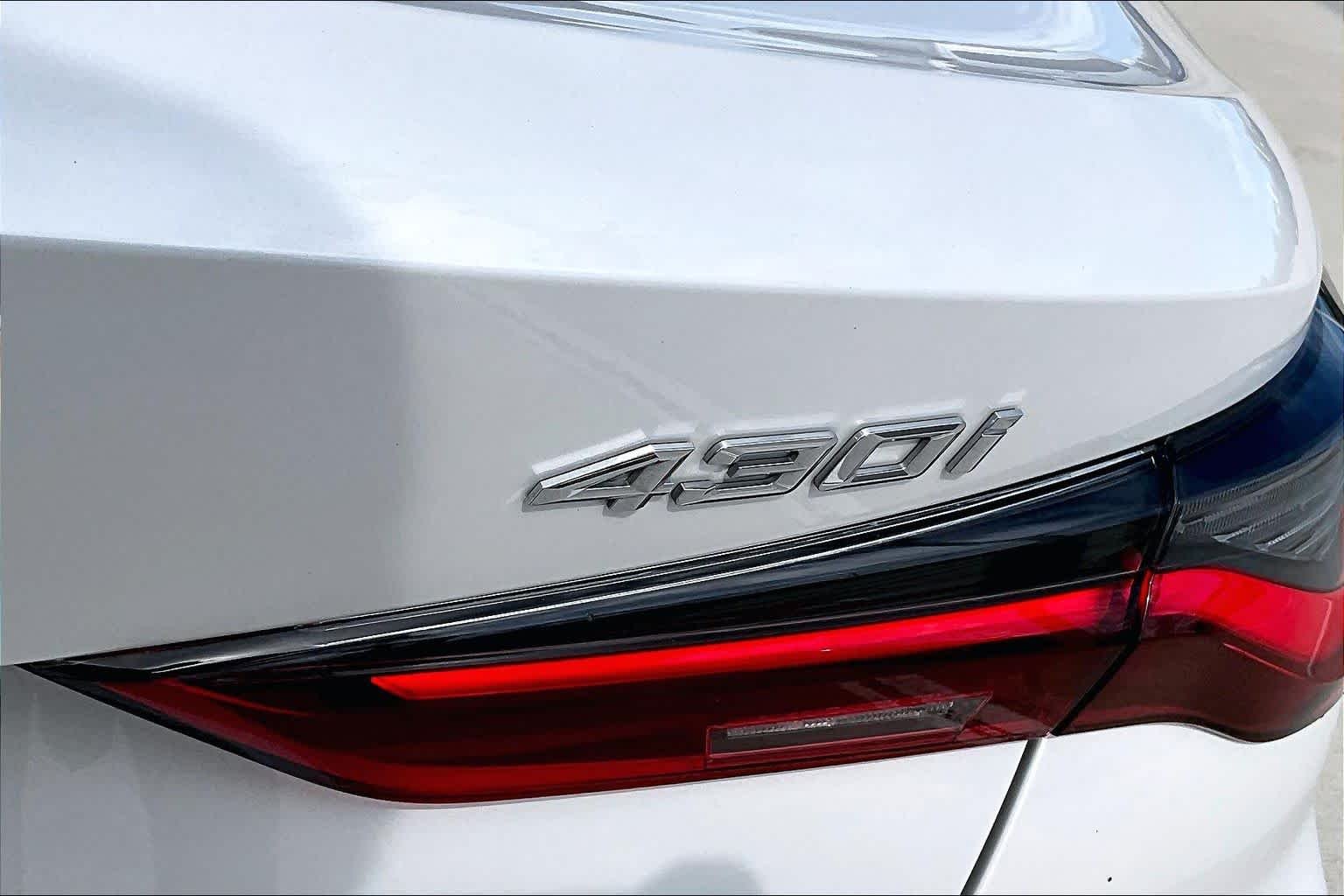 Used 2024 Mineral White Metallic BMW 430i xDrive image 8