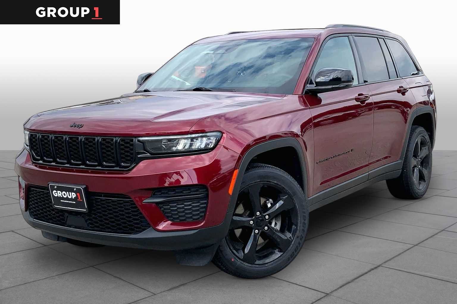 2023 Jeep Grand Cherokee Altitude 4x4's photo