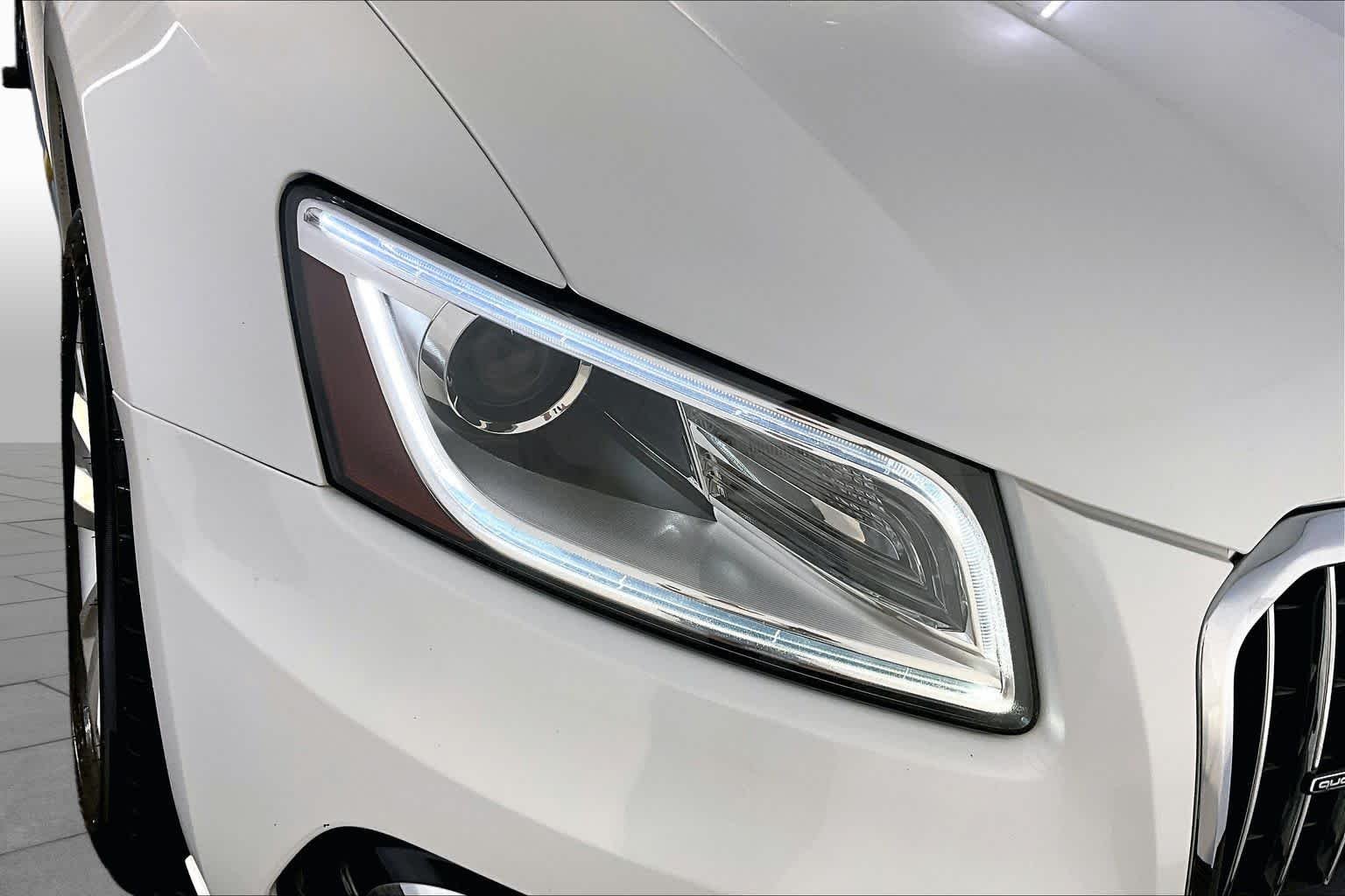 Used 2015 Ibis White Audi Premium image 27