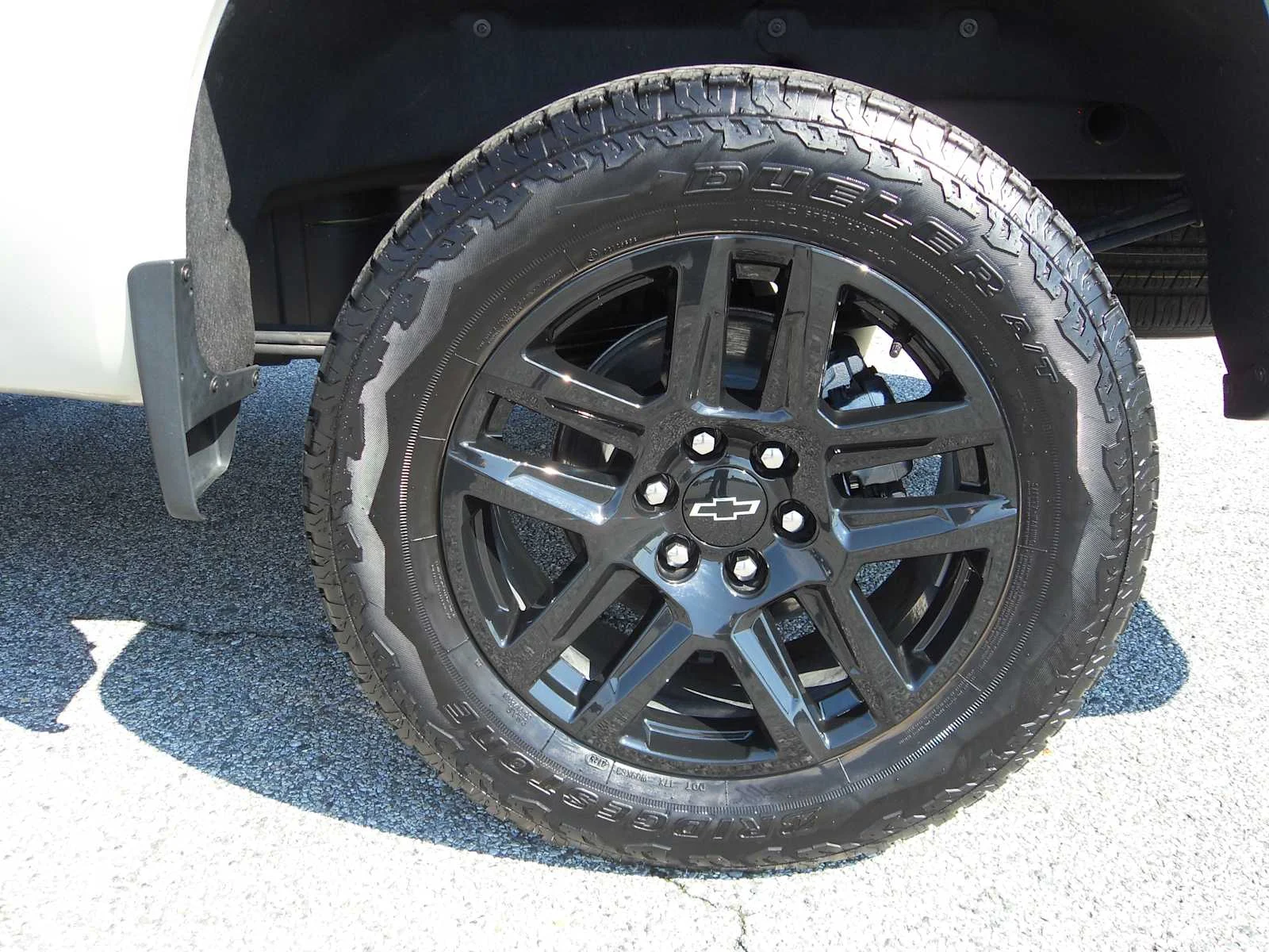 Certified Used 2026 White Sands Chevrolet Custom Trail Boss image 18