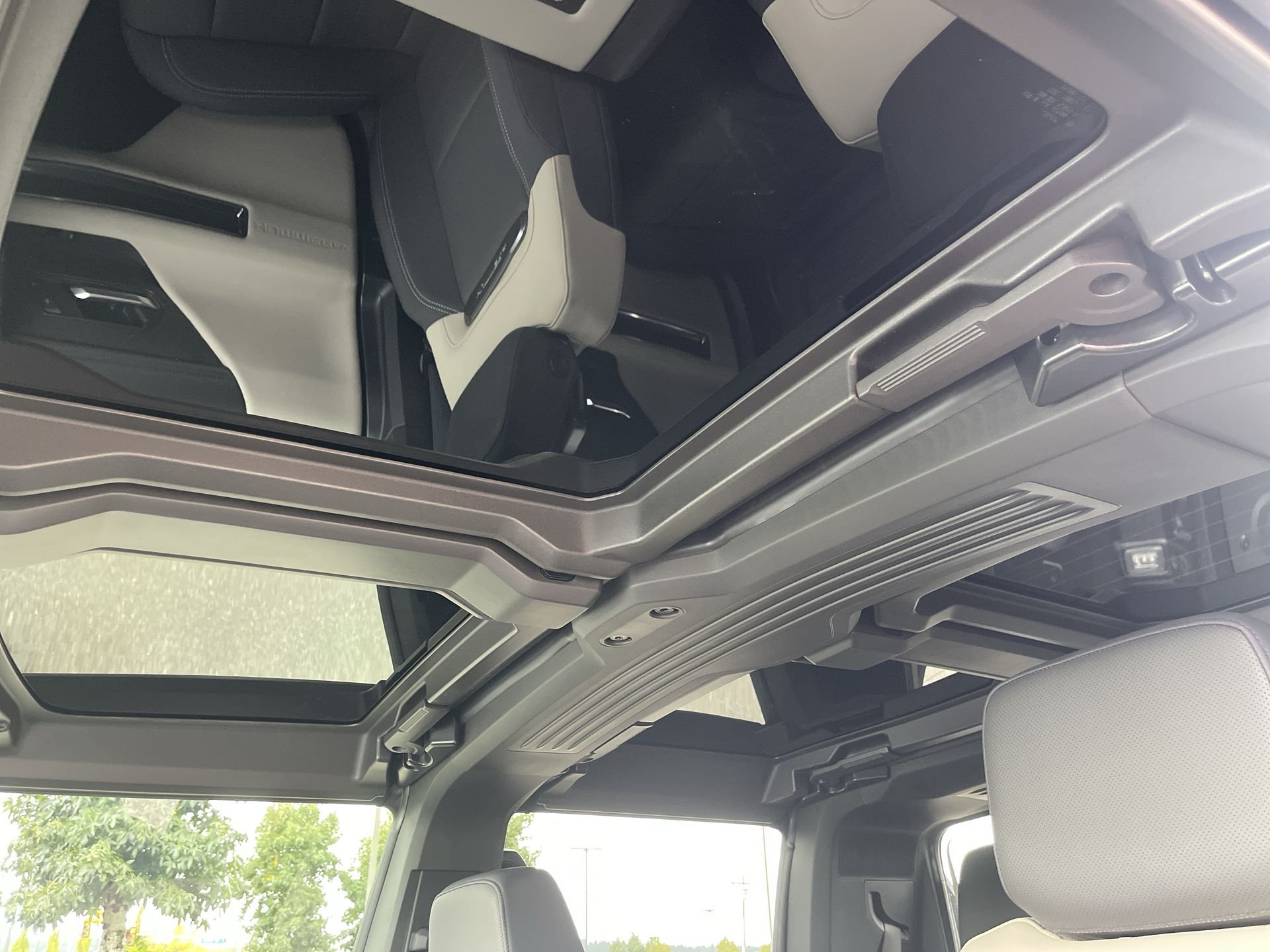 2026 GMC HUMMER EV 2X - Photo 52